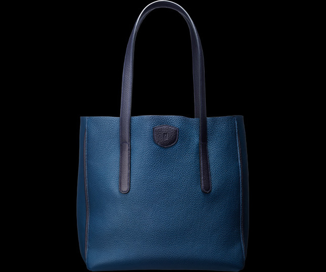 NEO TOTE(MS) WITH PIPING